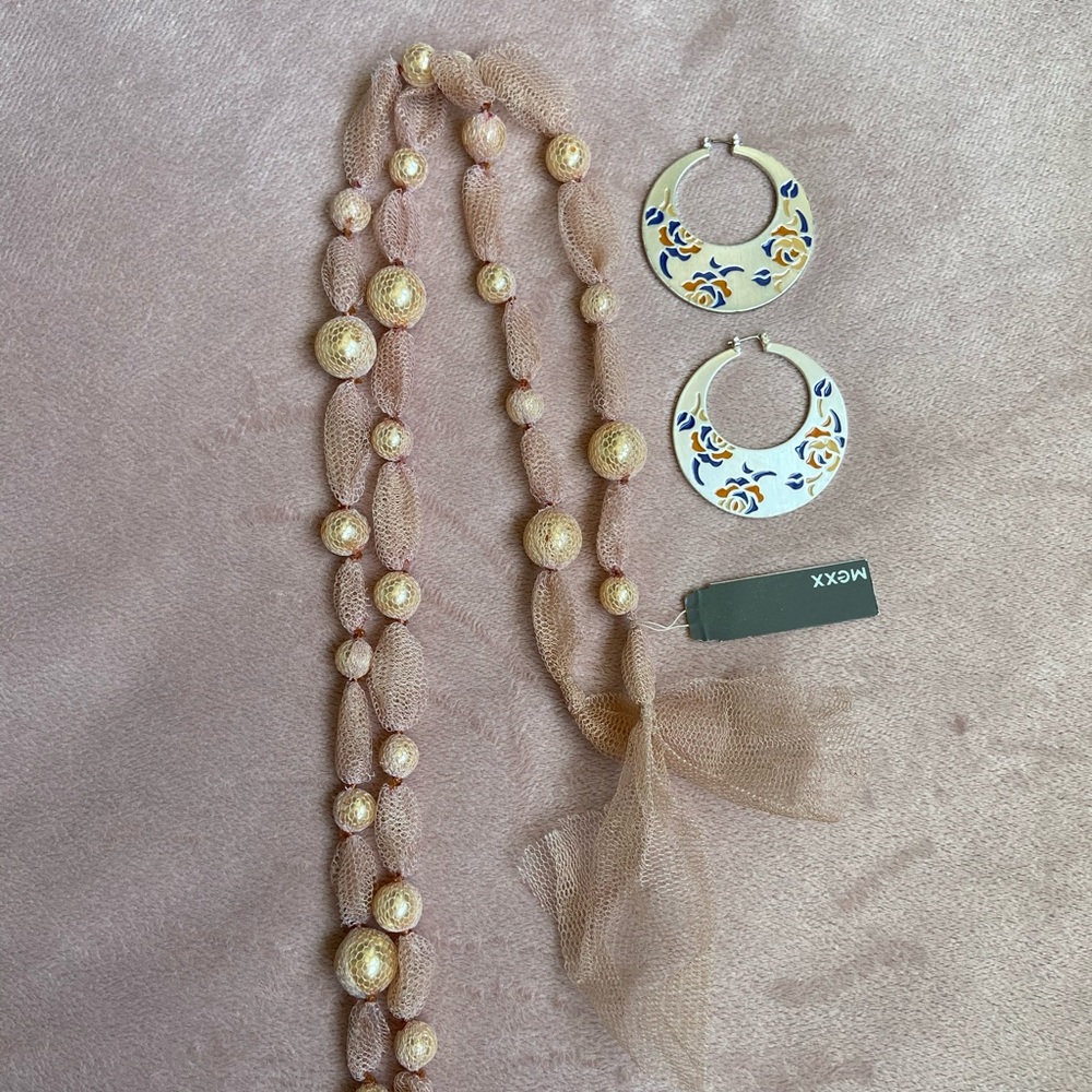 Set Rose Jewelry Lady Pink necklace with mesh and pearls